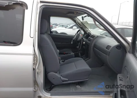 2004 Nissan Frontier Xe-V6 z USA, uszkodzony, nr VIN 1N6ED27T74C421009